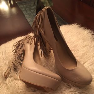 New Heels with fringe! Wow 🤩